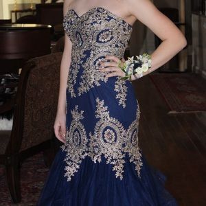Prom dress
